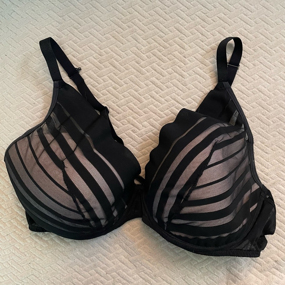 Passionata by Chantelle black mesh lined bra, size 36DDD 36F